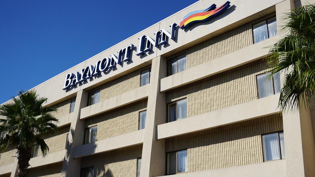 Baymont By Wyndham Arlington At Six Flags Dr Hotel Exterior foto